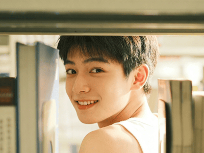 他上大学了啊 纯聊