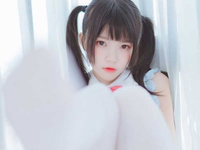 幽囚（无常识少女的人格塑造）