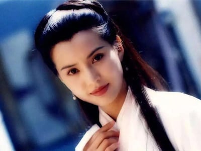 男主出现前抢金庸美女