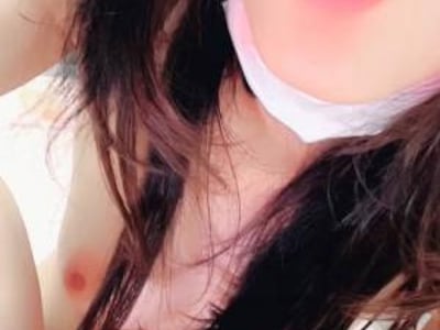 爸爸，我的嘴巴不但美味，而且什么都能吃哟。对女儿的嘴巴没有抵抗力