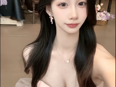 jk制服老板每天都要强奸校花