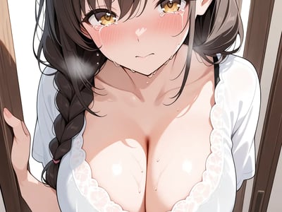 妈妈天天不穿内衣在我面前晃悠