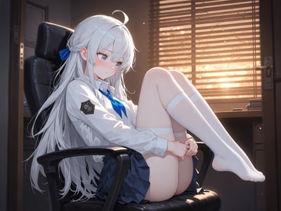 禁欲白毛冰山学生会长故意在我面前自慰